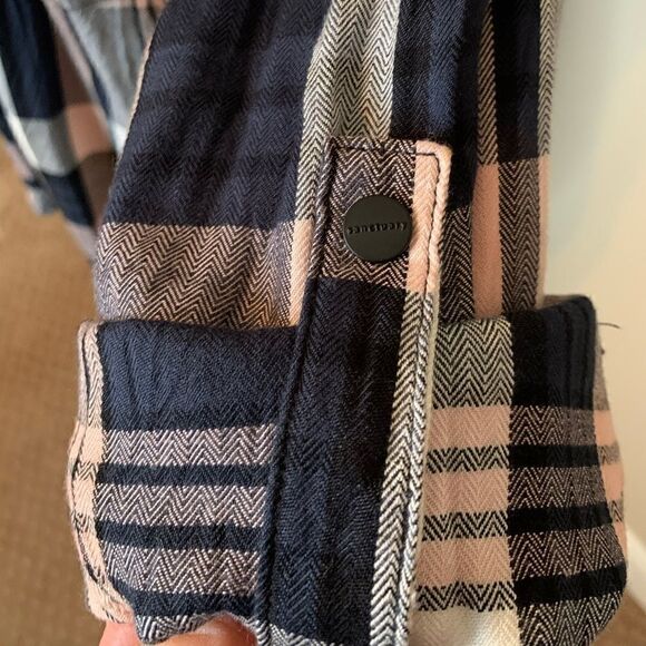 LIKE NEW SANCTUARY BOYFRIEND SHIRT - Picture 6 of 8